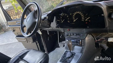 В России на продажу выставили уникальный УАЗ «Хантер» с мотором V8 от Toyota и «автоматом». За машину просят всего 850 тыс. рублей